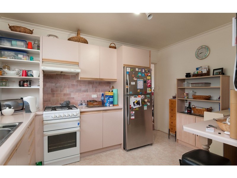 1/79 Mount View Parade, Croydon VIC 3136