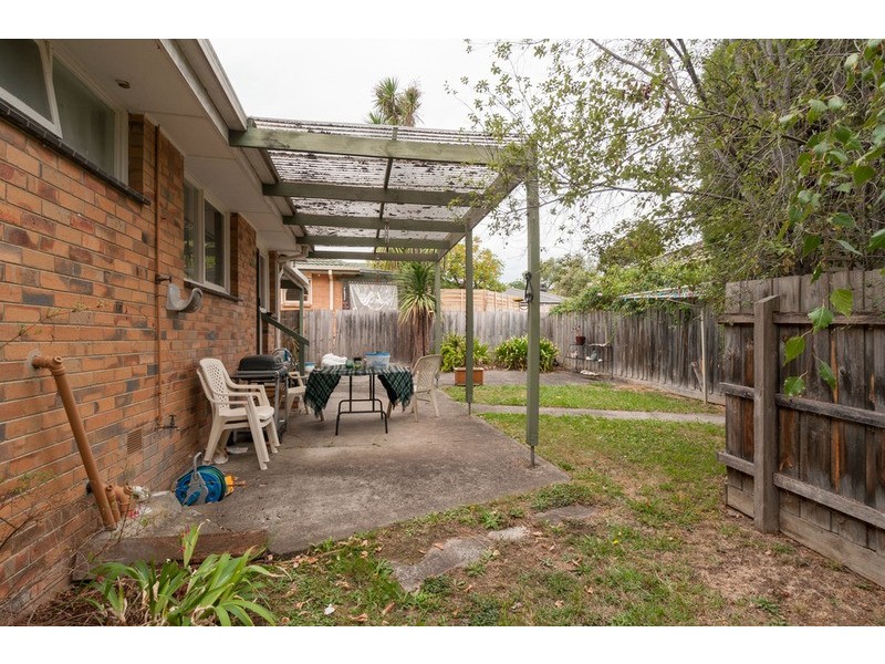 1/79 Mount View Parade, Croydon VIC 3136