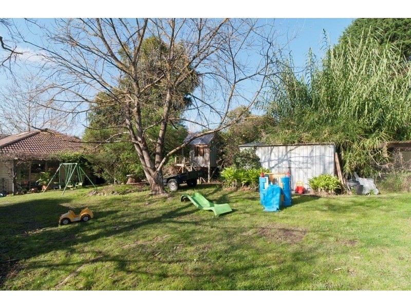 17 Hansen Road, Kilsyth VIC 3137
