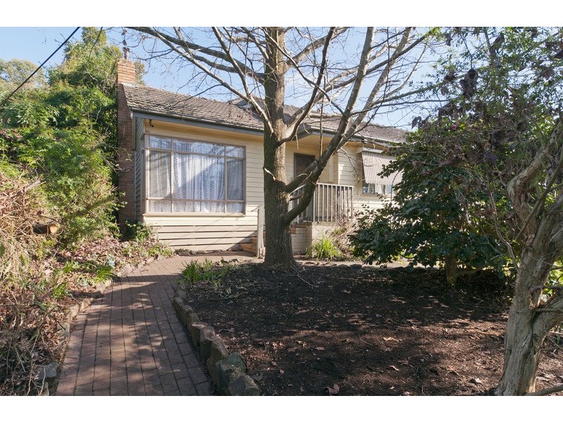 17 Hansen Road, Kilsyth VIC 3137