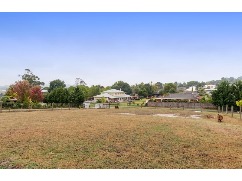 6a Bona Avenue, Healesville VIC 3777