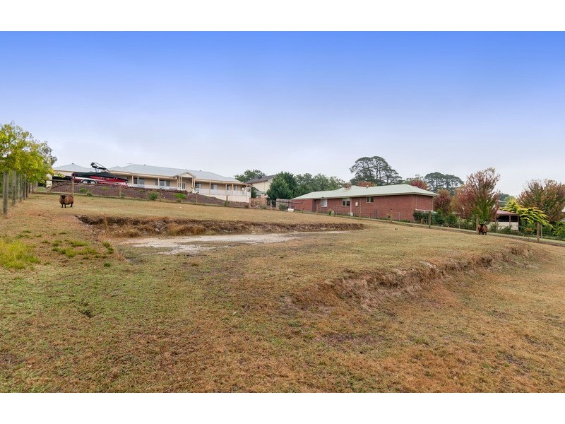 6a Bona Avenue, Healesville VIC 3777