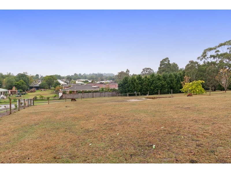 6a Bona Avenue, Healesville VIC 3777