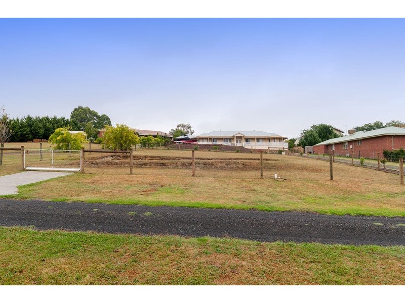 6a Bona Avenue, Healesville VIC 3777