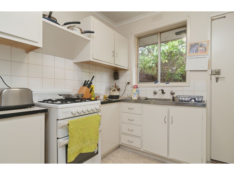 2/14 Newman  Road, Mooroolbark VIC 3138