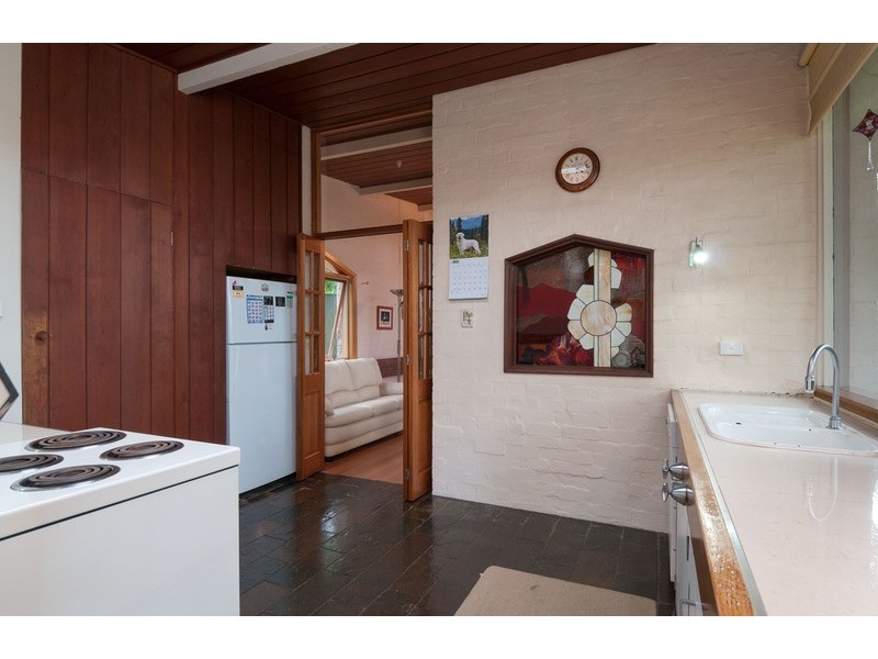1 Laird Street, Croydon VIC 3136