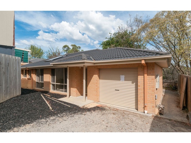 6a Masefield Avenue, Mooroolbark VIC 3138