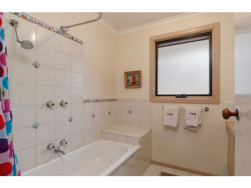 133 Lauriston Drive, Coldstream VIC 3770
