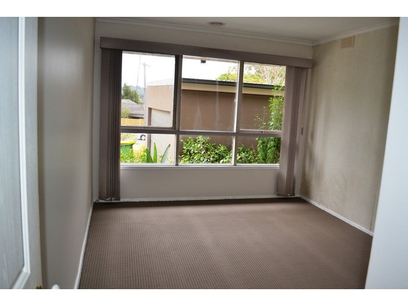 1/5 Glenn Court, Mooroolbark VIC 3138