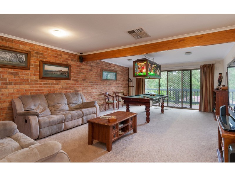 123 Commercial Road, Mount Evelyn VIC 3796