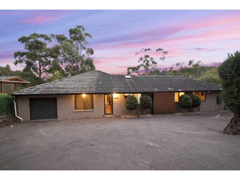 123 Commercial Road, Mount Evelyn VIC 3796