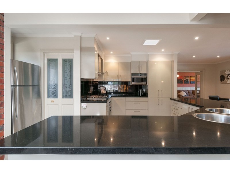 46 Sevenoaks Avenue, Croydon VIC 3136