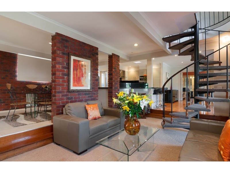 46 Sevenoaks Avenue, Croydon VIC 3136