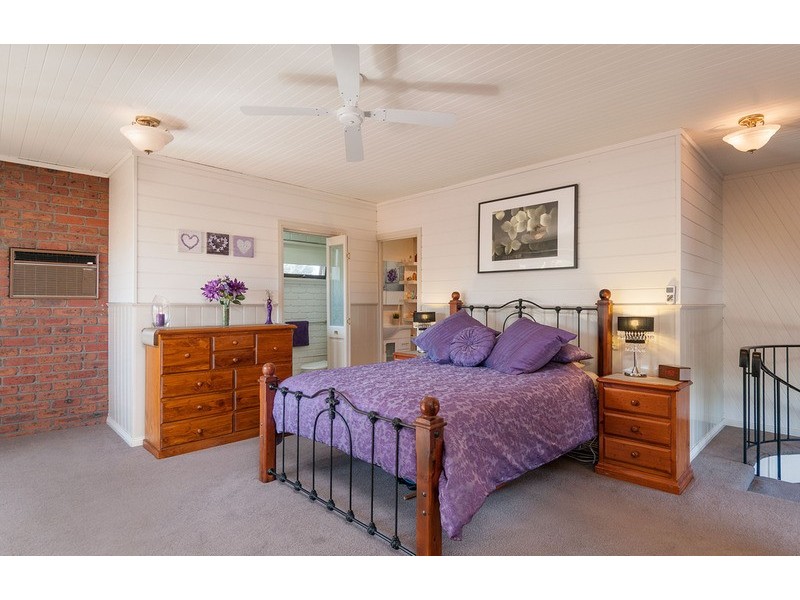 46 Sevenoaks Avenue, Croydon VIC 3136