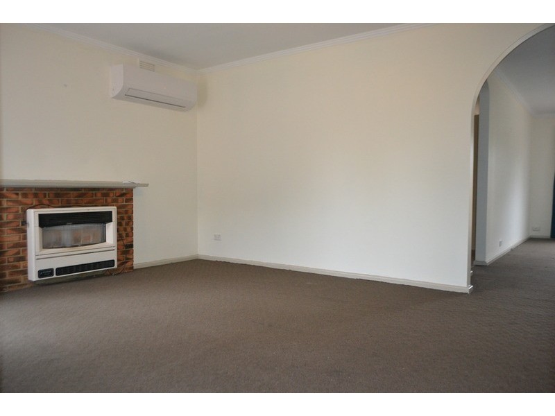 11 Cherylnne  Crescent, Kilsyth VIC 3137