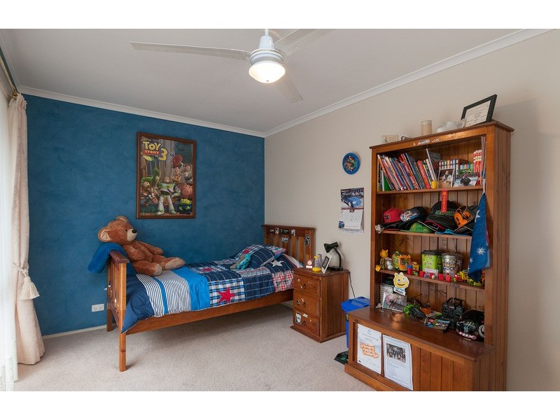 13 Barina  Avenue, Mooroolbark VIC 3138