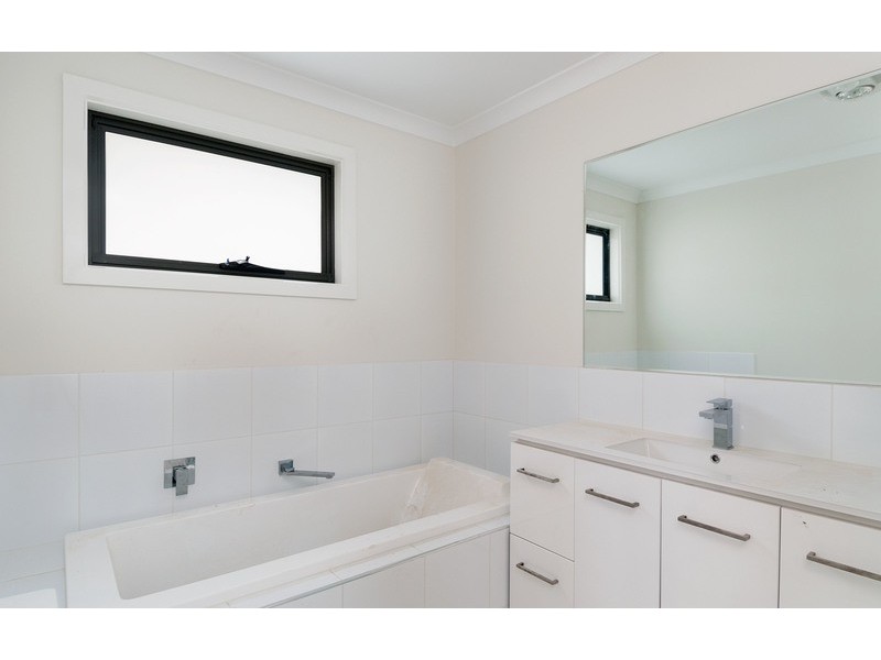 3/11 Mountain View Road, Kilsyth VIC 3137