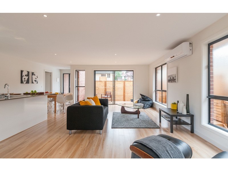 11a Macmillan Street, Mooroolbark VIC 3138