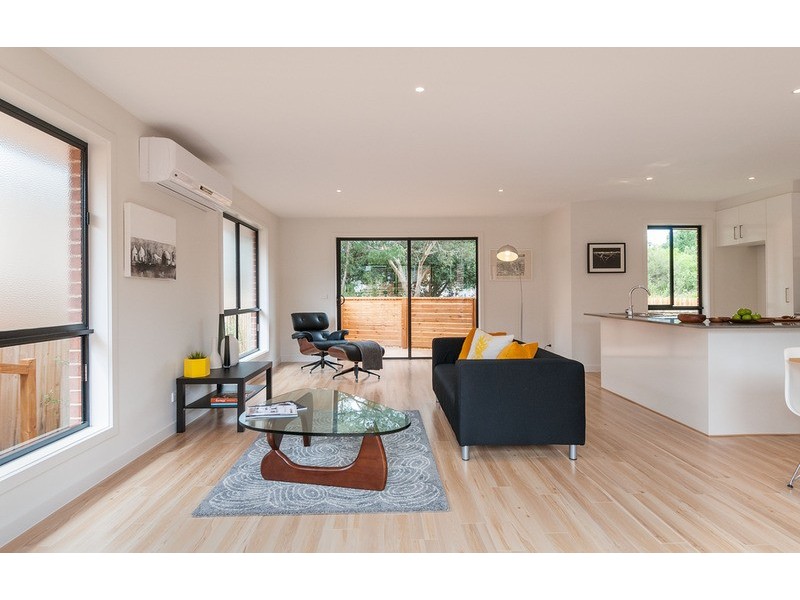 11a Macmillan Street, Mooroolbark VIC 3138