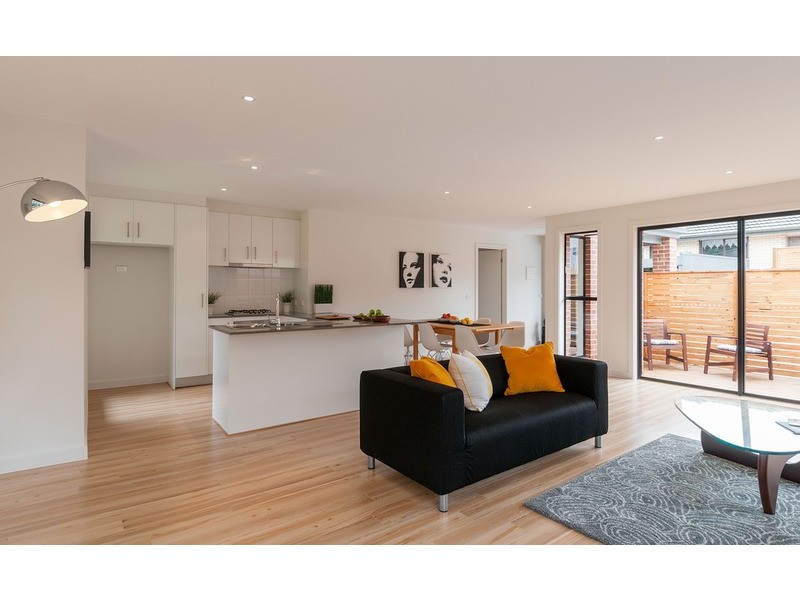 11a Macmillan Street, Mooroolbark VIC 3138