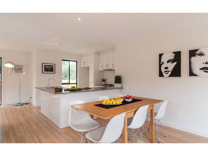 11a Macmillan Street, Mooroolbark VIC 3138