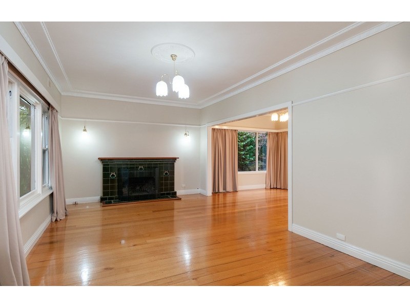 1038 Mt Dandenong Tourist Road, Montrose VIC 3765