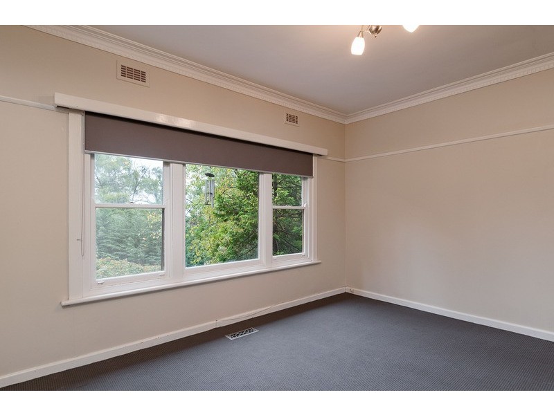 1038 Mt Dandenong Tourist Road, Montrose VIC 3765