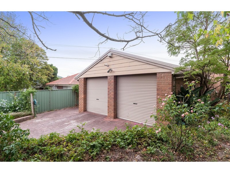 6 Sellick  Drive, Croydon VIC 3136