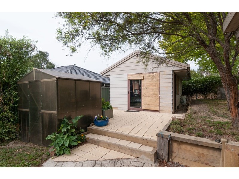 6 Sellick  Drive, Croydon VIC 3136