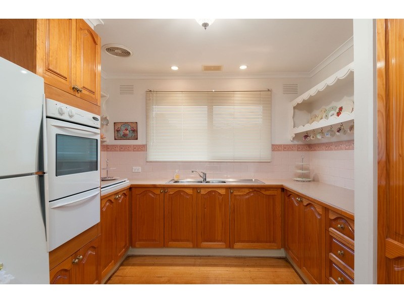 9 Malcolm Court, Mooroolbark VIC 3138