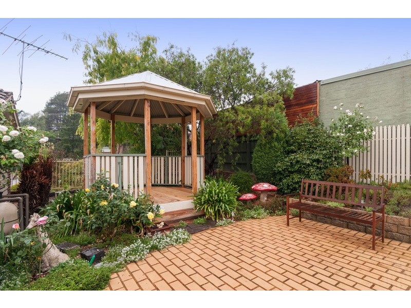 9 Malcolm Court, Mooroolbark VIC 3138