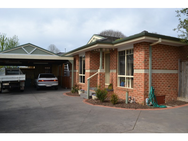3/11 Wordsworth Street, Mooroolbark VIC 3138