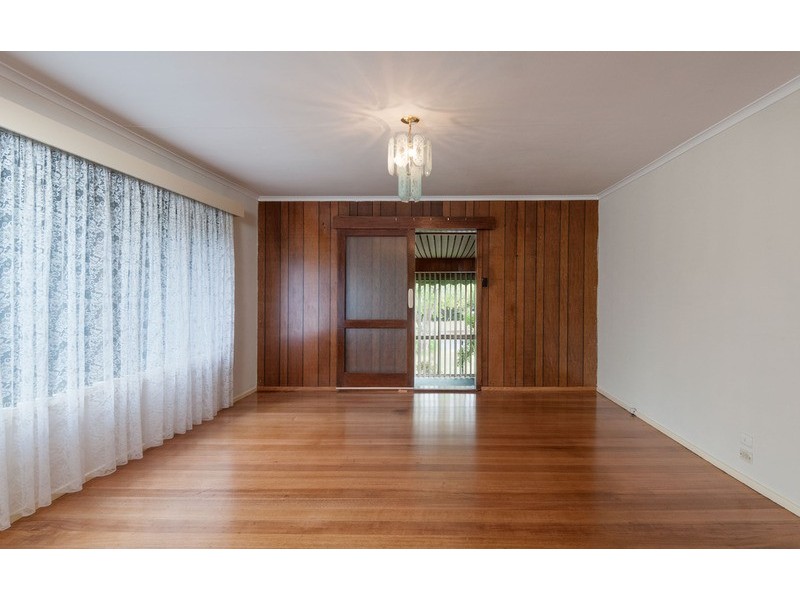 44 Blackburn Road, Mooroolbark VIC 3138