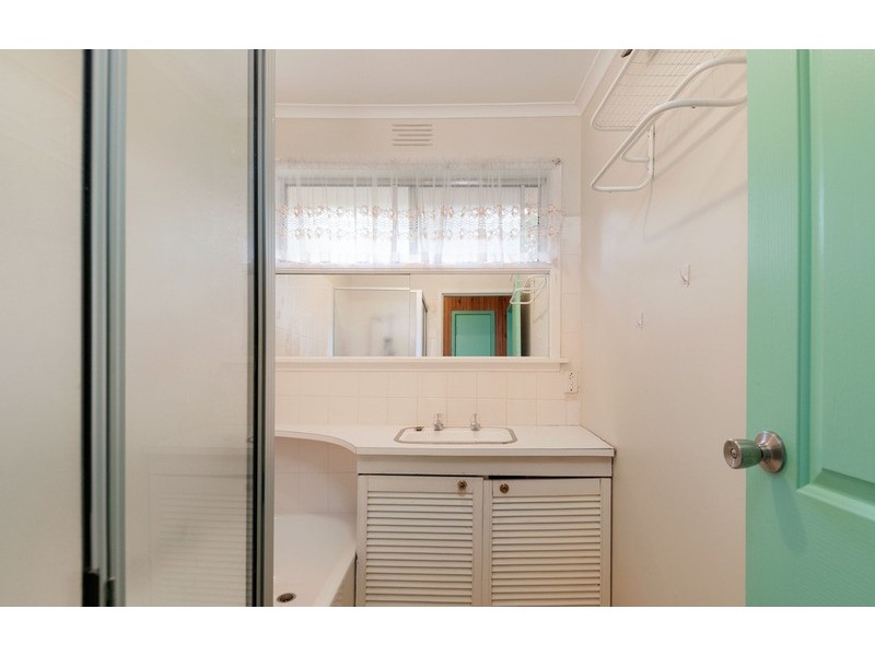 44 Blackburn Road, Mooroolbark VIC 3138