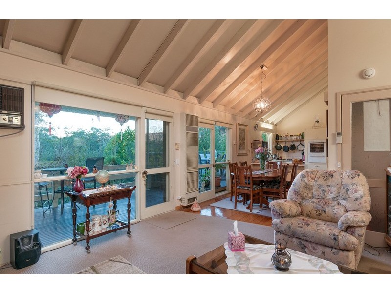 81 Charles Road, Lilydale VIC 3140