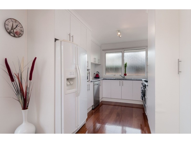 16 Lade Avenue, Kilsyth VIC 3137