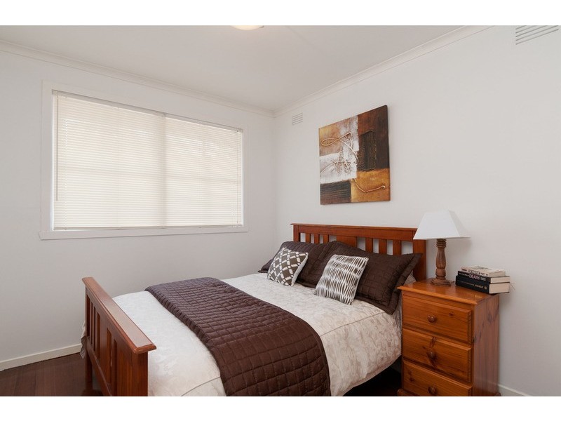 16 Lade Avenue, Kilsyth VIC 3137