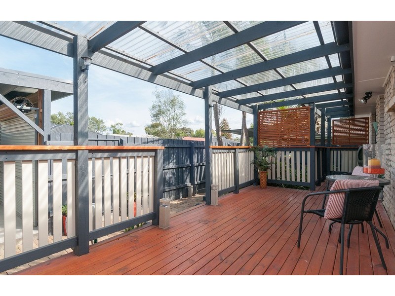 16 Lade Avenue, Kilsyth VIC 3137