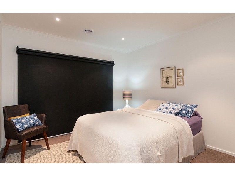 24 Elms Road, Mooroolbark VIC 3138