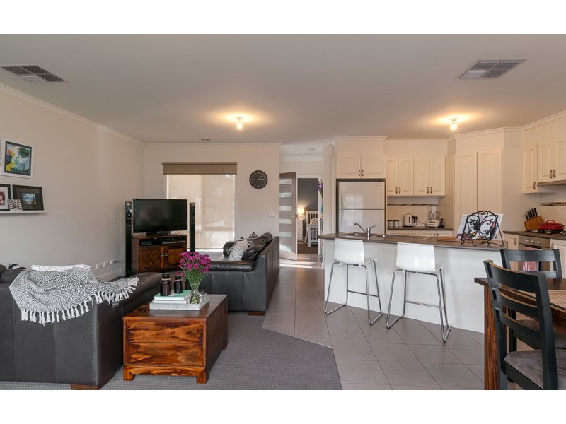 26a Kipling Avenue, Mooroolbark VIC 3138