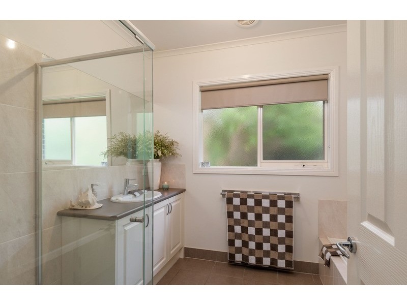 26a Kipling Avenue, Mooroolbark VIC 3138