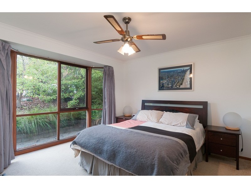 22 Nangathan Way, Croydon North VIC 3136