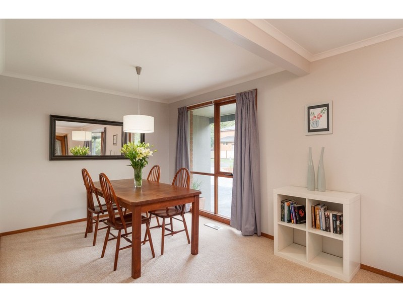 22 Nangathan Way, Croydon North VIC 3136