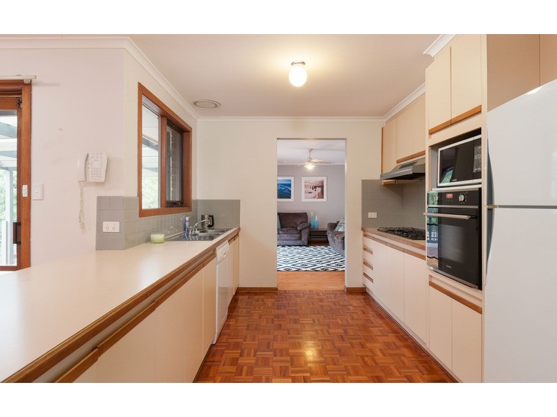 22 Nangathan Way, Croydon North VIC 3136