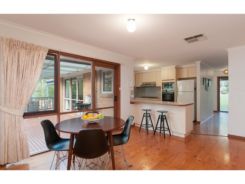 22 Nangathan Way, Croydon North VIC 3136