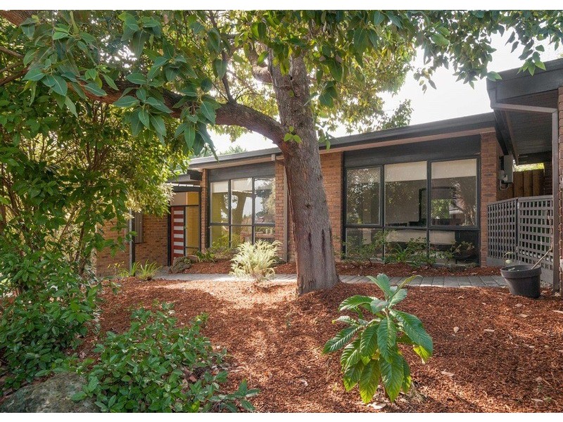 2 Levendale Avenue, Mooroolbark VIC 3138