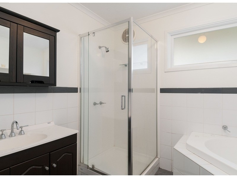 2 Levendale Avenue, Mooroolbark VIC 3138