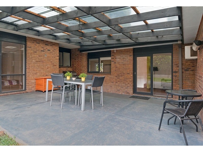 2 Levendale Avenue, Mooroolbark VIC 3138