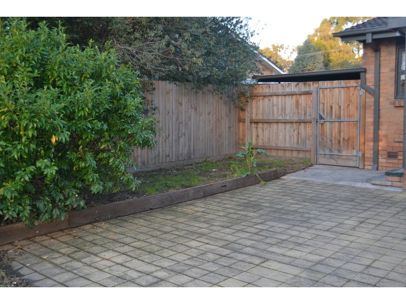 1a McDonald  Crescent, Boronia VIC 3155