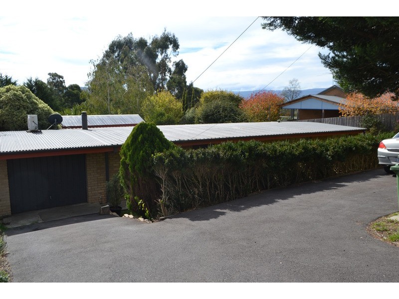 13 Raleigh Street, Seville VIC 3139